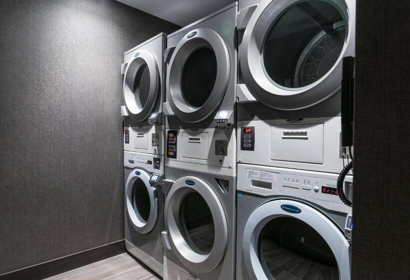 Ac Hotel By Marriott Boston Cambridge