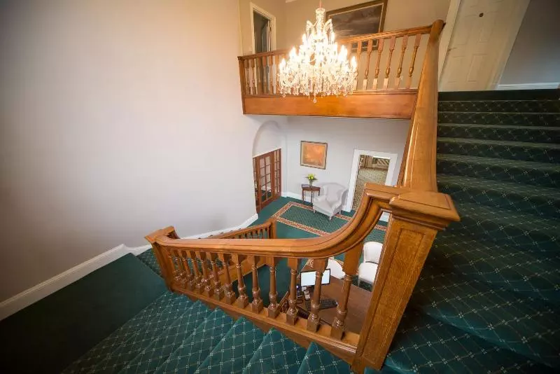 Hotelli Catthorpe Manor Estate