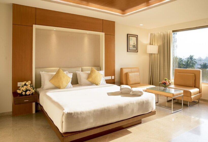 Hotelli Cj Pallazzio,salem