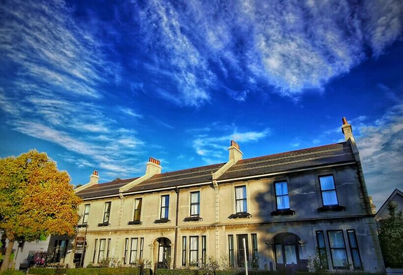 בית מלון כפרי Highland House Boutique