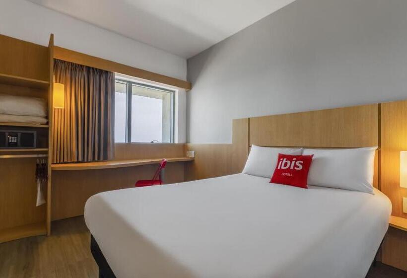 ホテル Ibis Cartagena Marbella