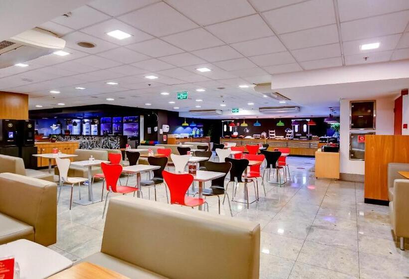 هتل Ibis Rio De Janeiro Nova America