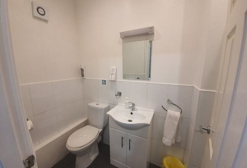 בית מלון כפרי Newholme