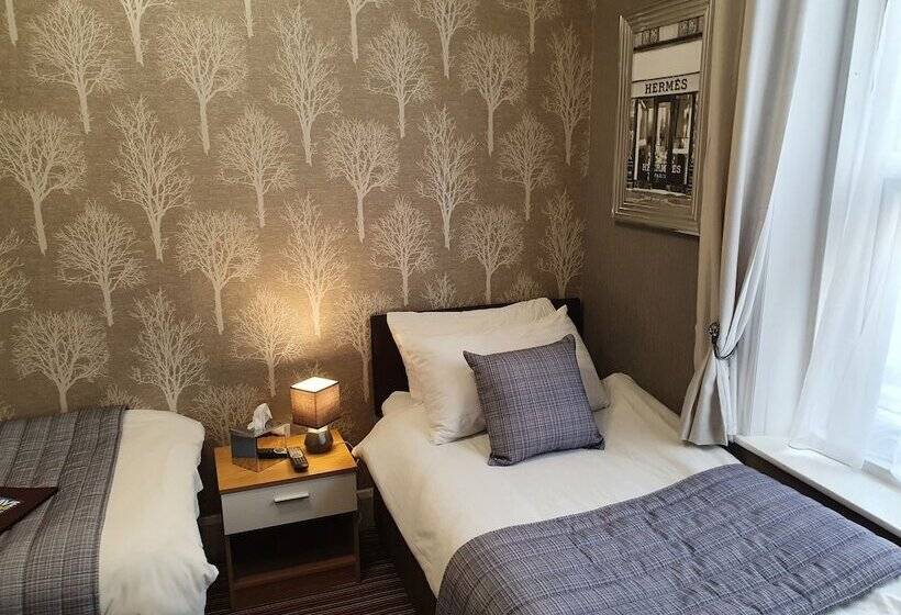 בית מלון כפרי Newholme