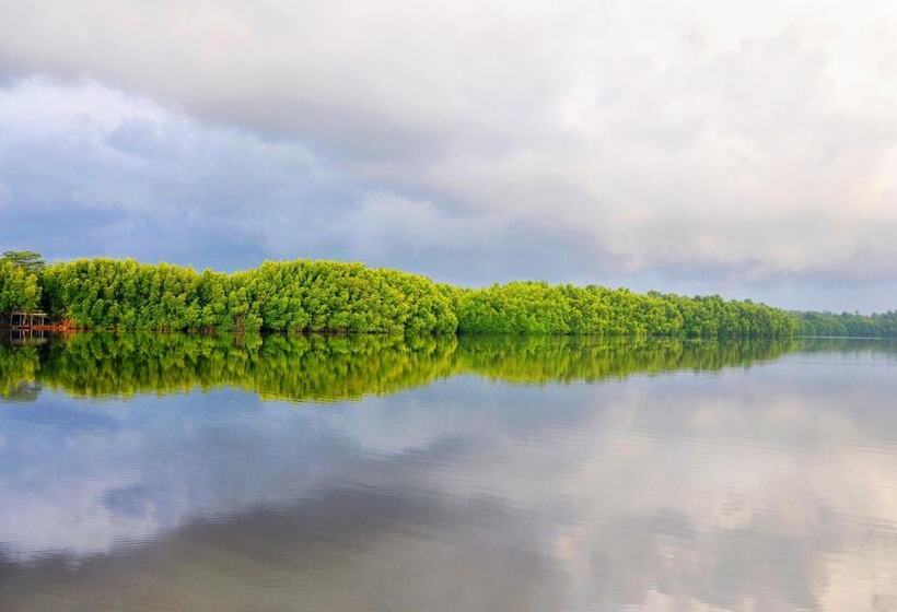 호텔 Okvin River Villa