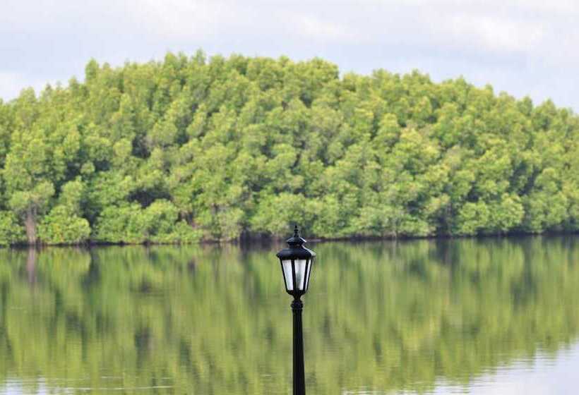 호텔 Okvin River Villa