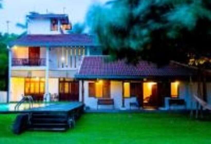 호텔 Okvin River Villa