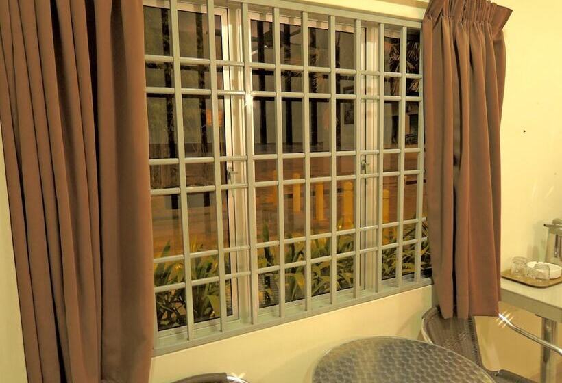 בית מלון כפרי Seri Nilai