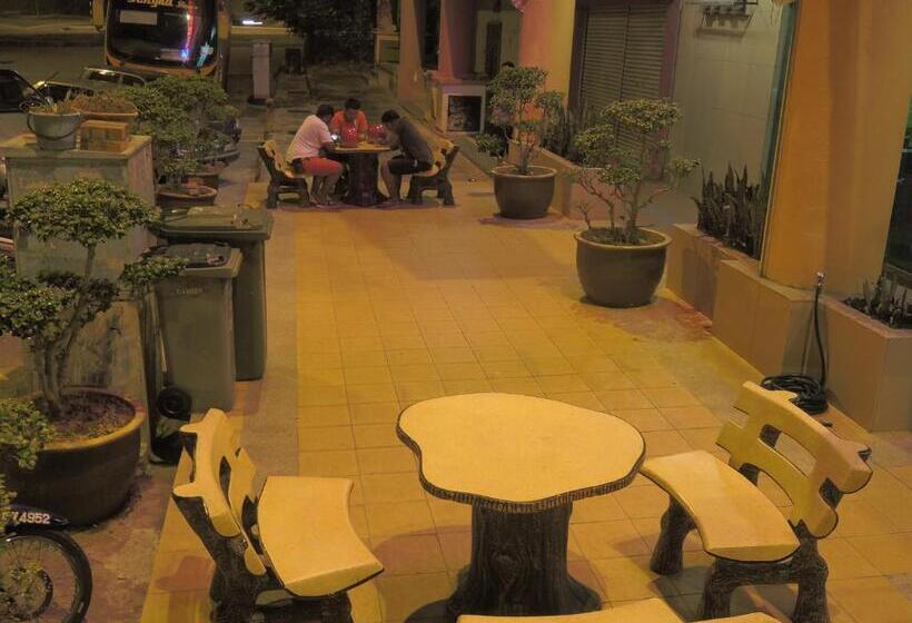 בית מלון כפרי Seri Nilai