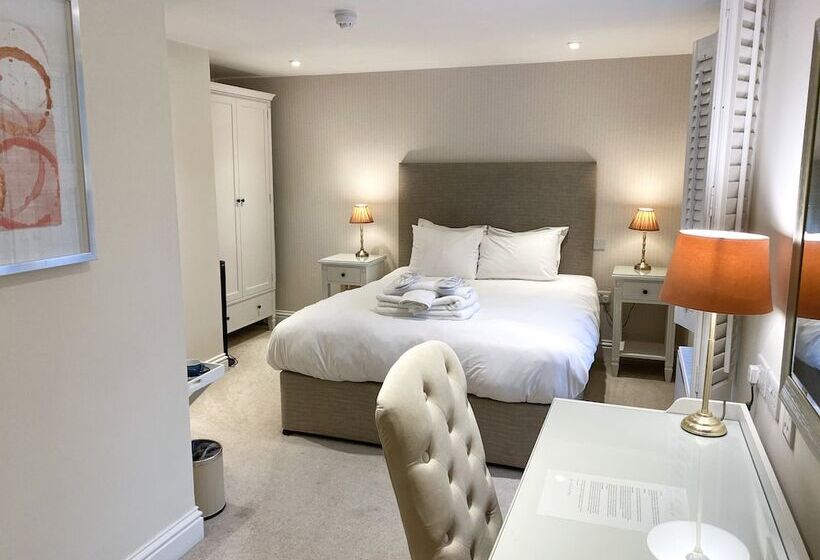 호텔 The Rising Sun