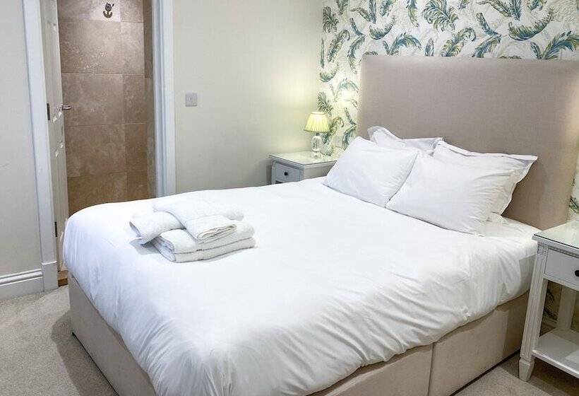 호텔 The Rising Sun