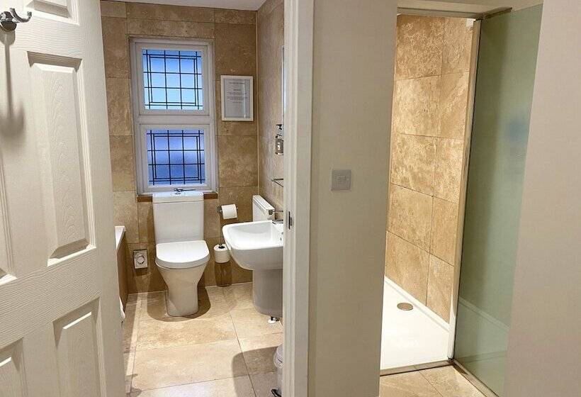 호텔 The Rising Sun