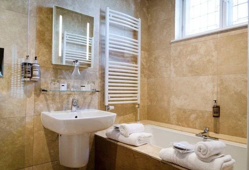 호텔 The Rising Sun