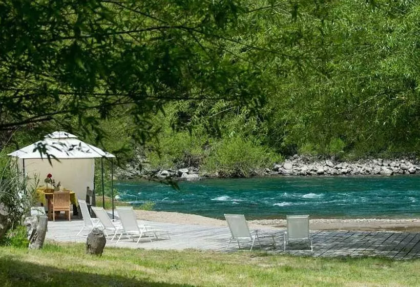 Hotelli Uman Lodge