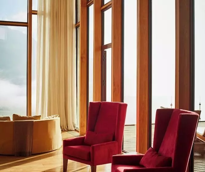 Hotelli Uman Lodge