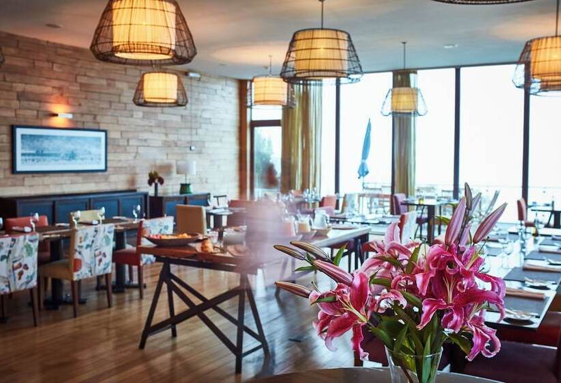 ホテル Uman Lodge