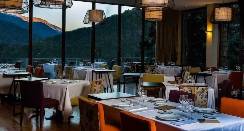 Hotelli Uman Lodge