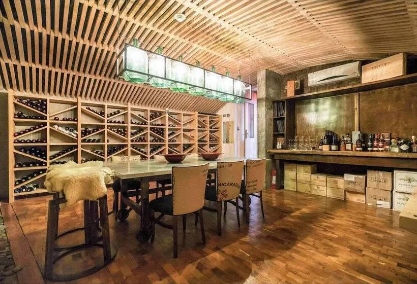 Hotelli Uman Lodge