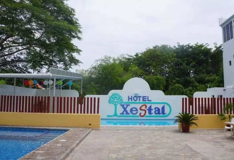 ホテル Xestal