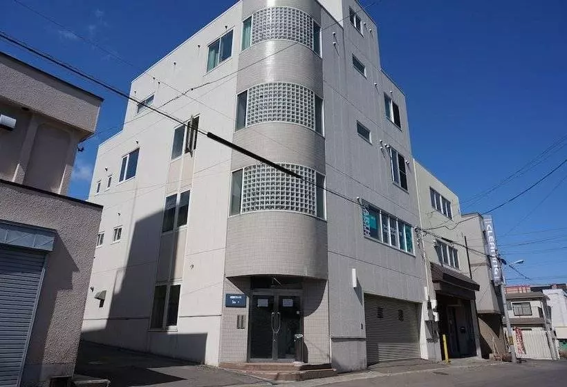 Otaru Ekimae Guest House Ito   Hostel