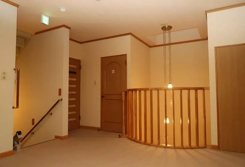 Otaru Ekimae Guest House Ito   Hostel