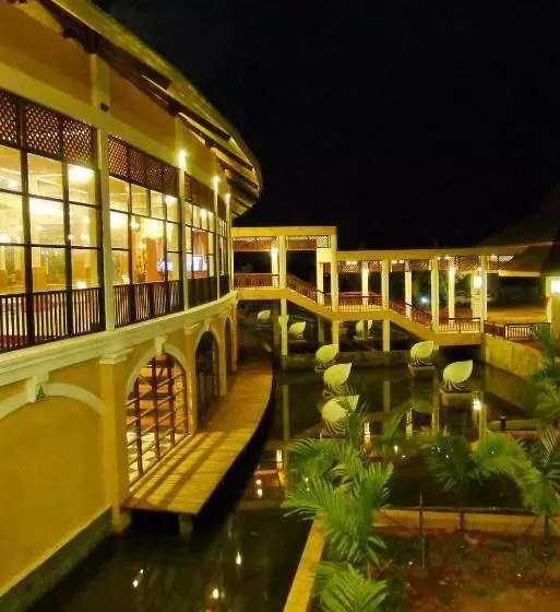 Pearl Laguna Resort