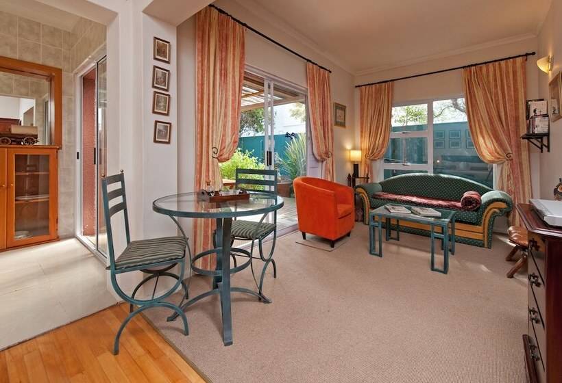 펜션 Brown Jug Guest House