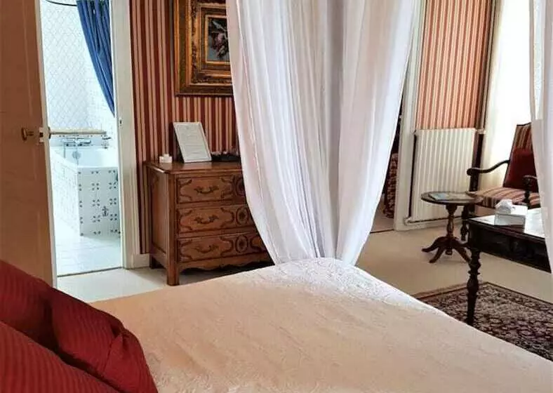پانسیون Château De Beaulieu