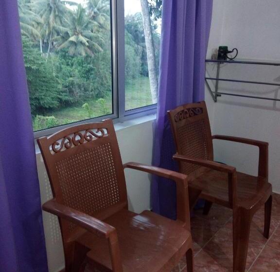 بنسيون Evening Star Guest Inn