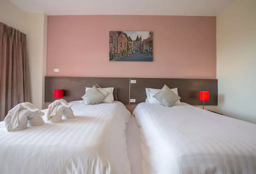 The Rich Hotel Ubonratchathani