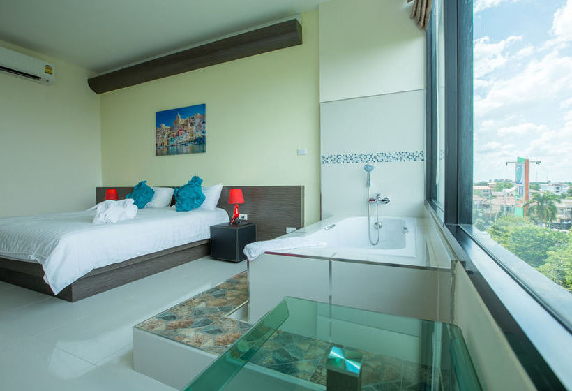 The Rich Hotel Ubonratchathani