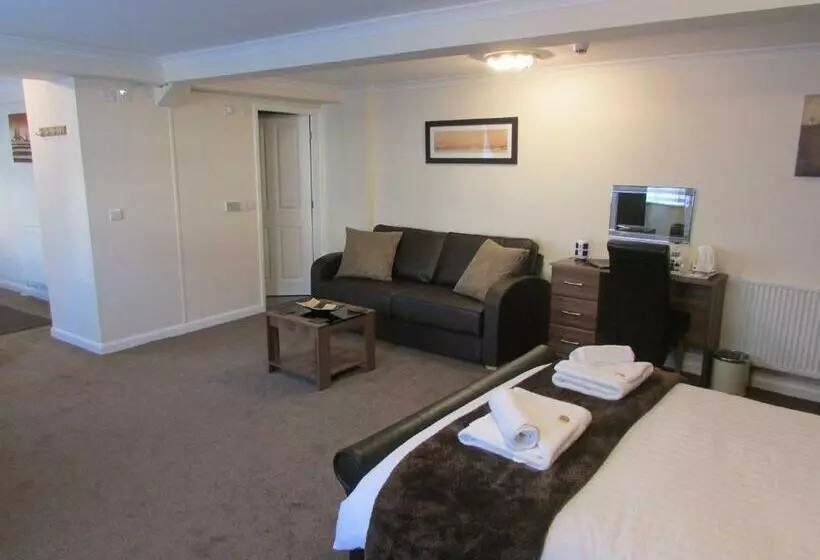 The Southgate B&b