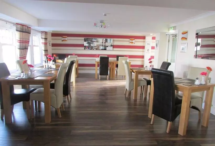 The Southgate B&b
