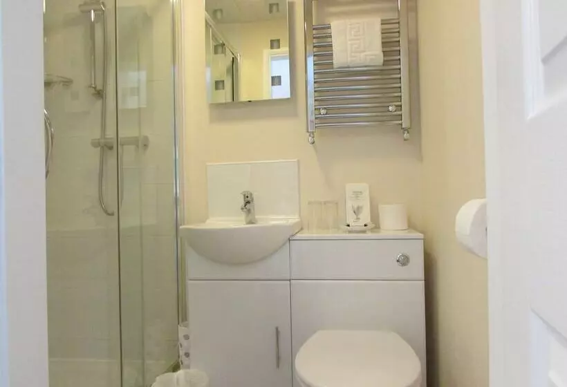 The Southgate B&b