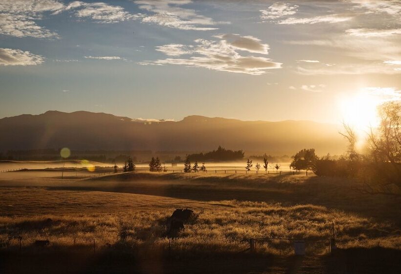 West Meadows Of Wanaka