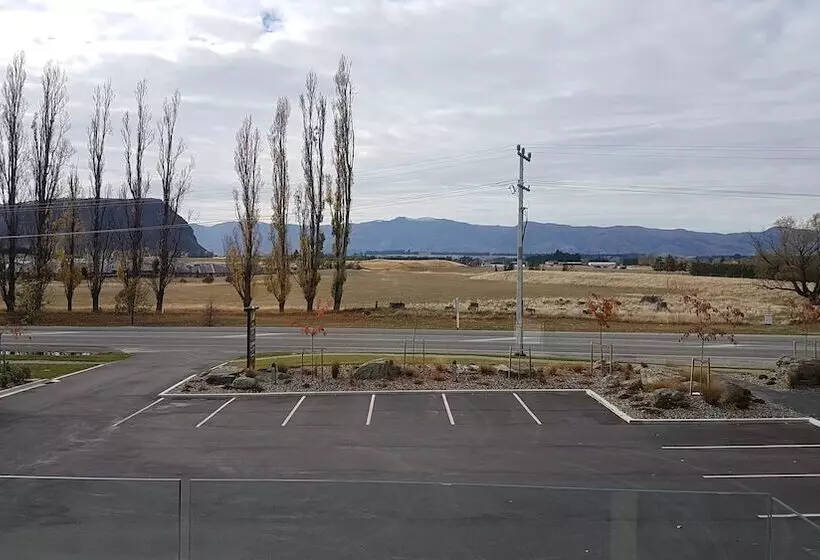 West Meadows Of Wanaka