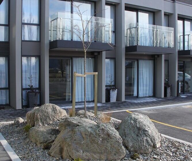 West Meadows Of Wanaka