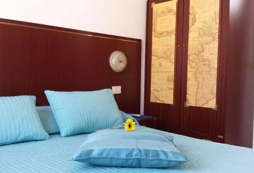 ベッドアンドブレックファースト Galleria Frascati Rooms And Apartment