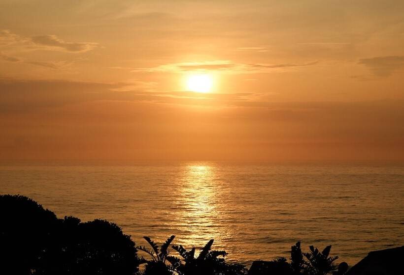 First Group Chaka Rock Chalets