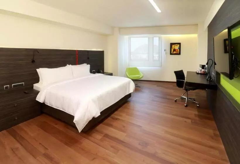 ホテル Holiday Inn Express Mexico Aeropuerto, An Ihg