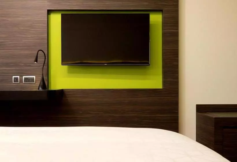 ホテル Holiday Inn Express Mexico Aeropuerto, An Ihg