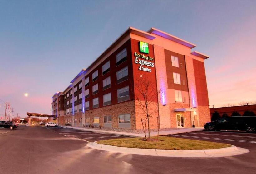 בית מלון כפרי Holiday Inn Express & Suites   Detroit Northwest   Livonia, An Ihg
