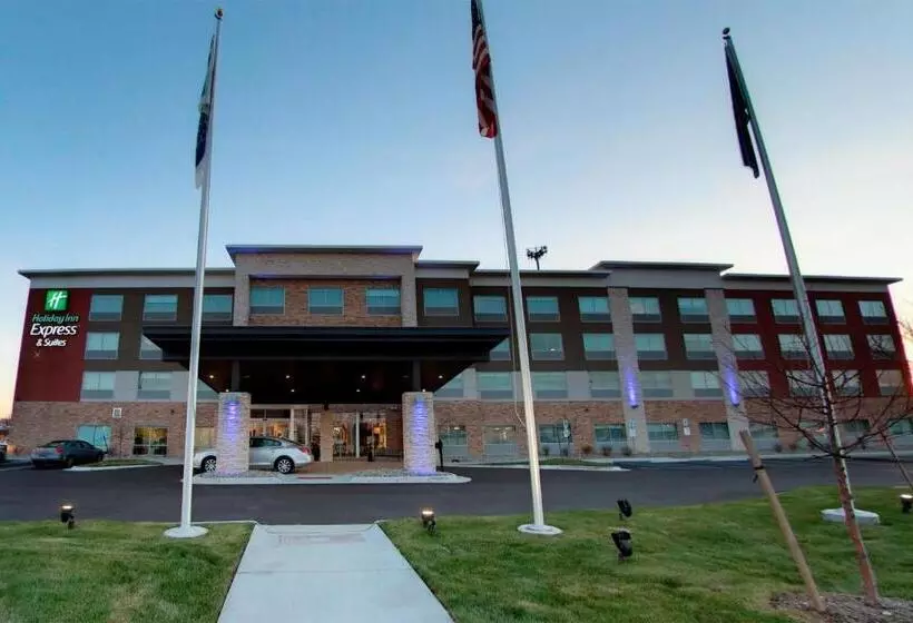 ホテル Holiday Inn Express & Suites   Detroit Northwest   Livonia, An Ihg