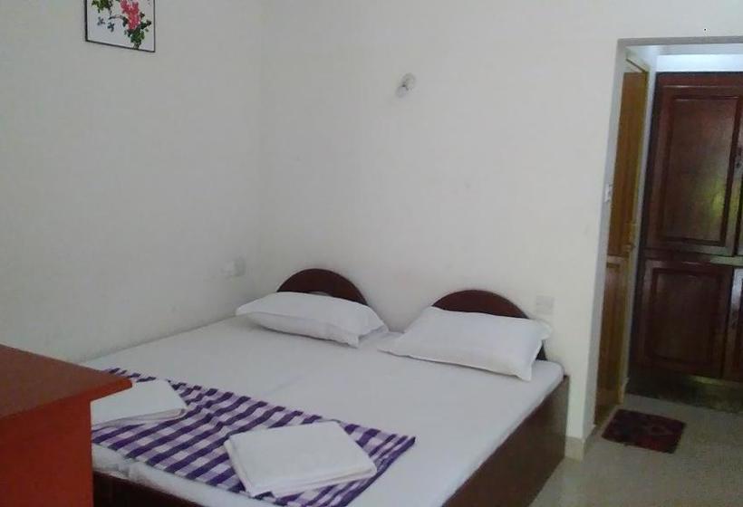 فندق Karthika Plaza Resort Varkala