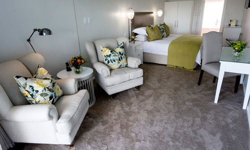 هتل Lakeside Lodge & Spa