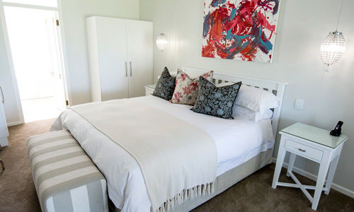 هتل Lakeside Lodge & Spa