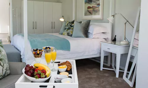 Hotelli Lakeside Lodge & Spa