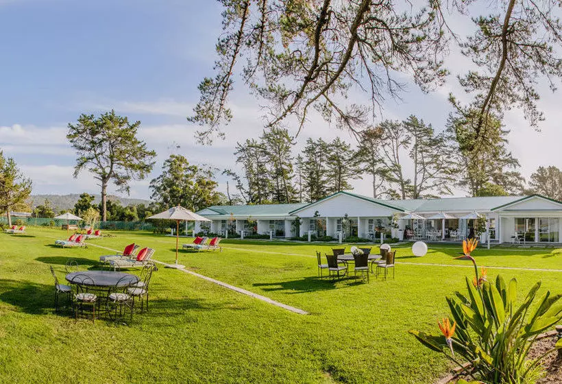 Hotelli Lakeside Lodge & Spa
