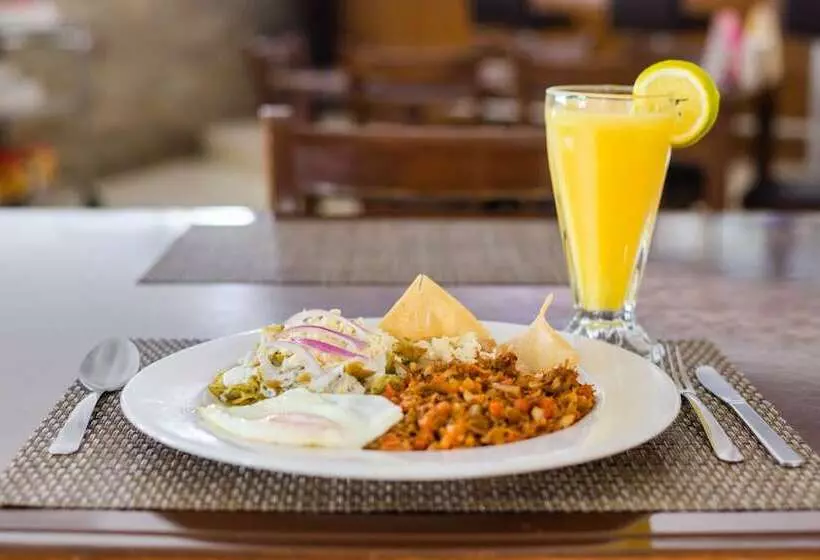 Hotelli Maioris Guadalajara