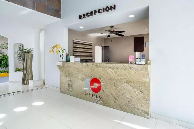 Hotelli Maioris Guadalajara